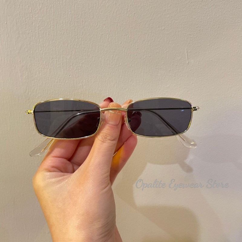 Lunettes de soleil rétro à mon - Metal Photo Panel avis et prix
